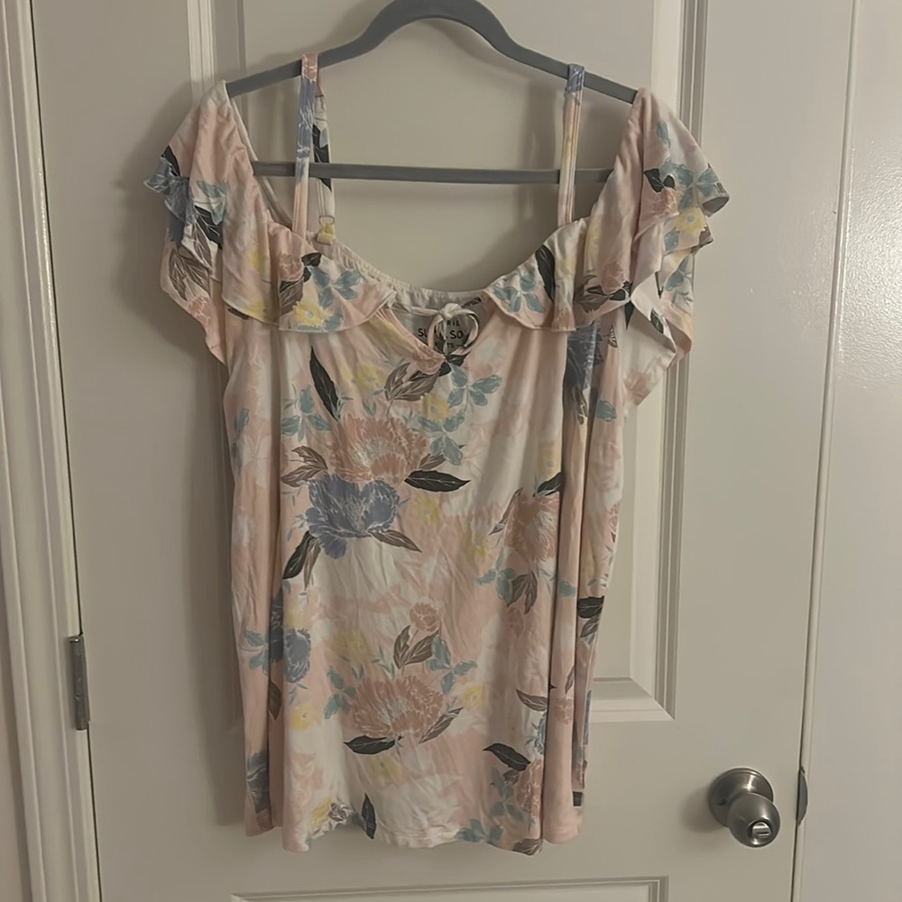 Off should t-shirt material blouse